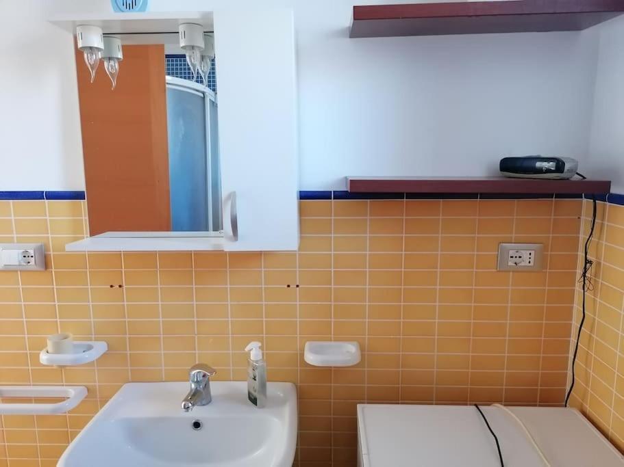 Grazioso Appartamento A Ischia Zona Pilastri Екстер'єр фото